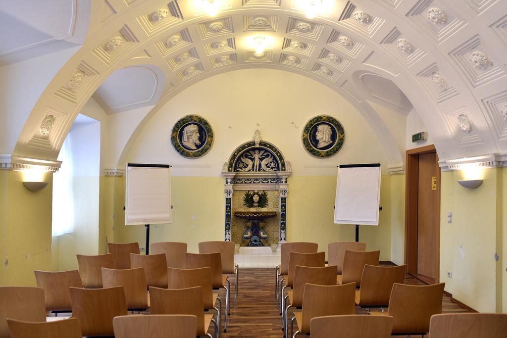 Junges Hotel Tulln トゥルン エクステリア 写真
