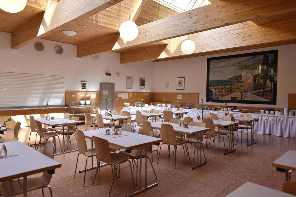 Junges Hotel Tulln トゥルン エクステリア 写真